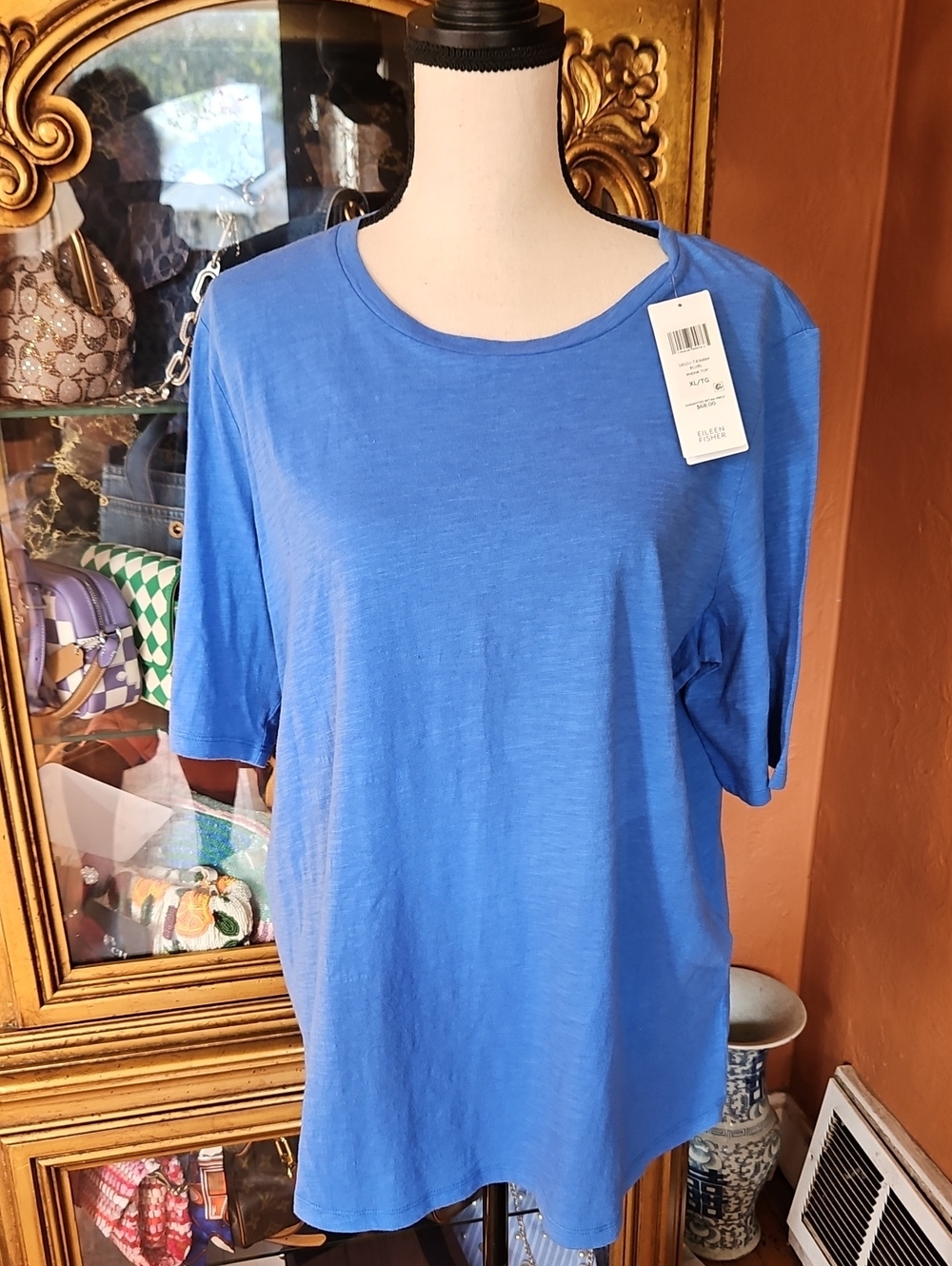 Eileen Fisher Slubby Organic Cotton Jersey Short-Sleeve Round Neck Tee in Blue